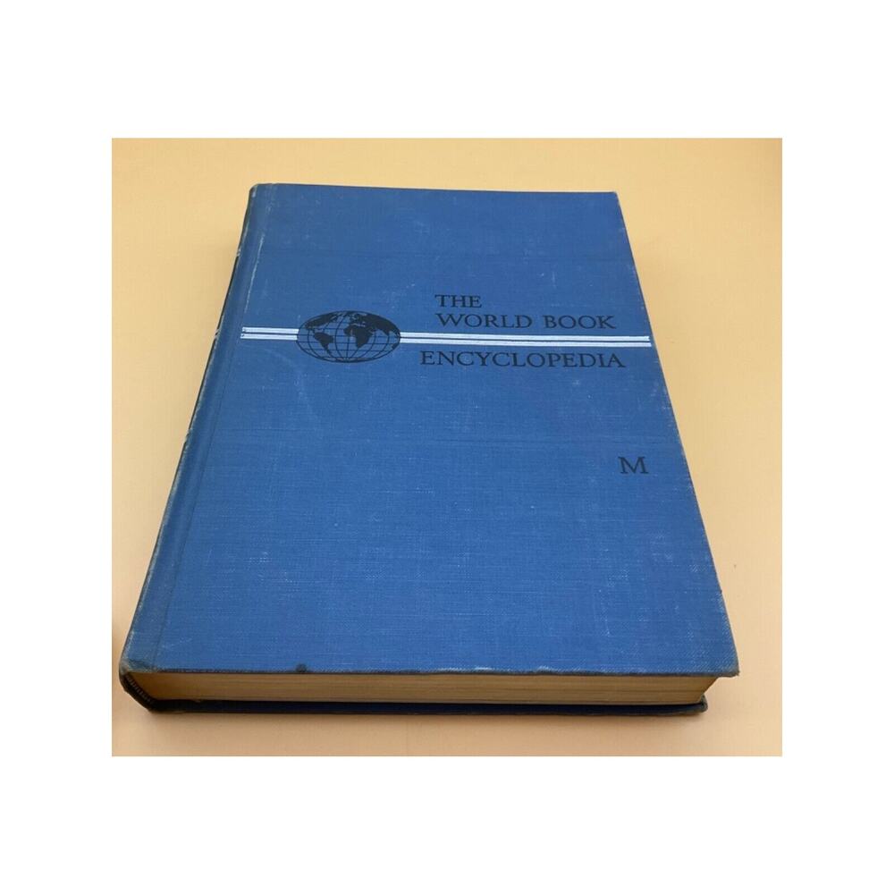 1961 World Book Encyclopedia Volume 12 "M",‎ Vintage Collectible, Some Wear
